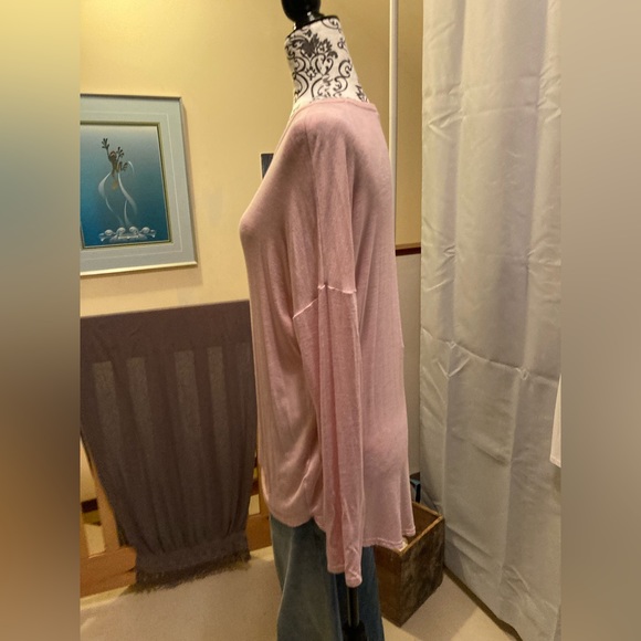 OLD NAVY Abalone Pink, Luxe Long-Sleeve Tunic T-Shirt (S) - Picture 5 of 10